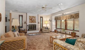 972 Reynolds Rd, Glocester, RI 02814