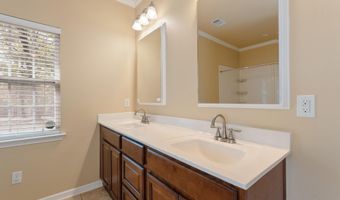 12316 Styles Rd, Bauxite, AR 72011