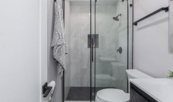 1332 G St SE 1, Washington, DC 20003