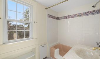 98 Homewood Ave, North Providence, RI 02911