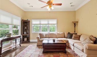 618 Cypress Point Dr, Akron, AL 35441