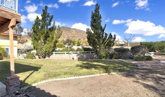 18032 Ohna Rd, Apple Valley, CA 92307