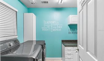 905 VAN Dr, Auburndale, FL 33823