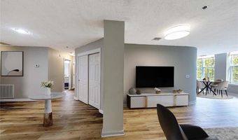 2 School St 334, Lincoln, RI 02802