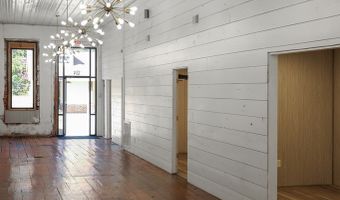 124 Trinity St, Abbeville, SC 29620