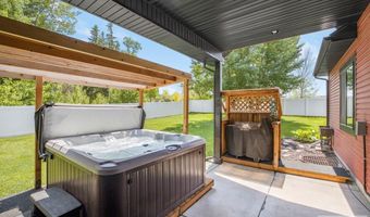 4859 Mountain Bend Dr, Ammon, ID 83406