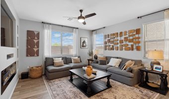 639 W Calle Espadero, Sahuarita, AZ 85629
