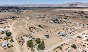 21588 Viento Rd, Apple Valley, CA 92308