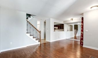 29 Encampment Dr, Bedminster, NJ 07921