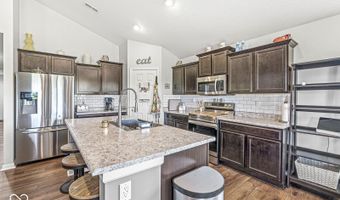 8724 Stoddard Ln, Indianapolis, IN 46217