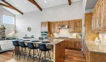 61333 Kindle Rock Loop, Bend, OR 97702