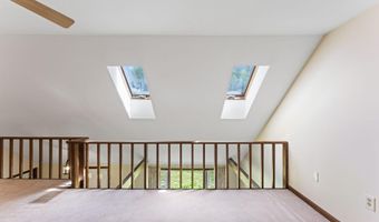 13 Cortland Cir, Bangor, ME 04401