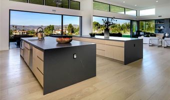 7663 E Corto, Anaheim, CA 92808