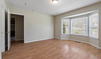 1129 KING ARTHUR Ct, Alabaster, AL 35007