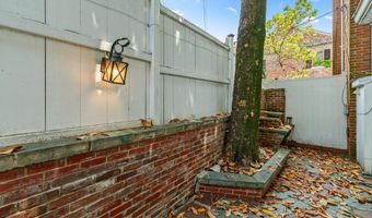 3341 DENT Pl NW, Washington, DC 20007