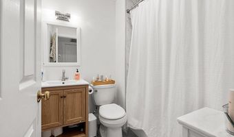 21 Hancock St 3, Boston, MA 02114