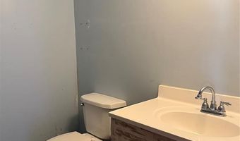 711 E Walnut St, Altus, OK 73521