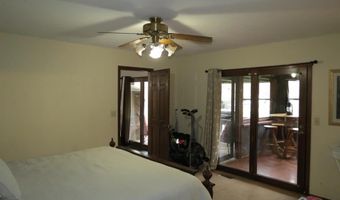 112 Riverside Dr, Arcadia, MO 63621