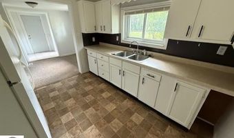 147 Valley Ave, Alma, MI 48801