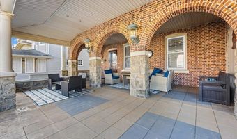 102 S Dover Ave, Atlantic City, NJ 08401