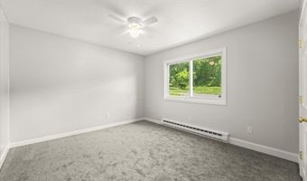 6 Dailey St C, Attleboro, MA 02703