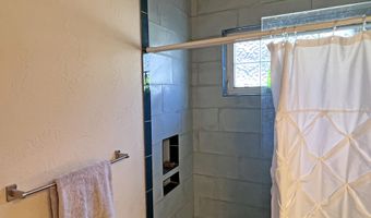 3805 PALOMAS Dr NE, Albuquerque, NM 87110