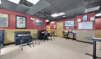 72 W Un, Athens, OH 45701