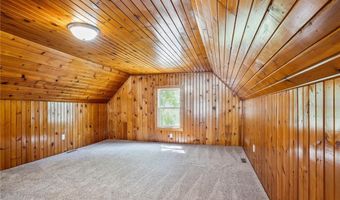 1102 E 2nd St, Anamosa, IA 52205