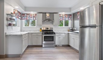113 S Grover Ave, Alma, MI 48801
