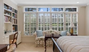 6 Twin Oaks Ct, Spartanburg, SC 29306