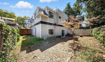 1523 Verdi St, Alameda, CA 94501