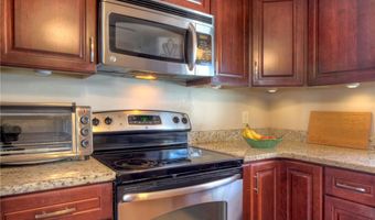 13 Cedar Dr, Bristol, RI 02809