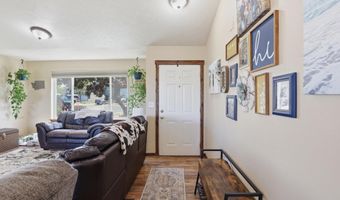 1038 S WEST Dr, Airway Heights, WA 99001