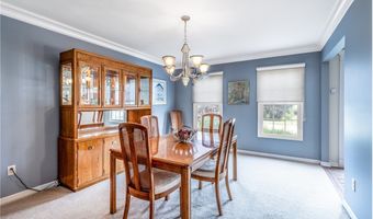 175 Crown Royal Dr, Amherst, NY 14221