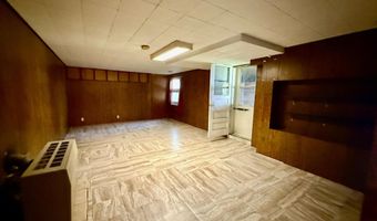 1201 Frank Hall Dr, Albert Lea, MN 56007