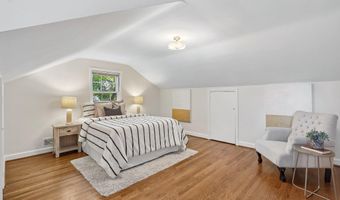 5719 NEWINGTON Rd, Bethesda, MD 20816