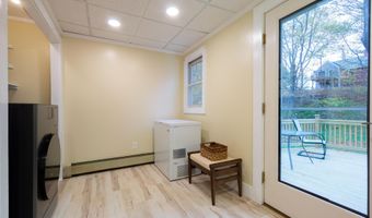 11 Libby Ct, Bath, ME 04530