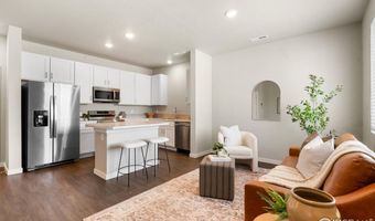 602 Sante Fe Trl 4, Ault, CO 80610