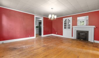 19 Elm St, Ansonia, CT 06401