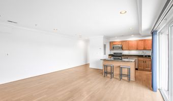 4940 A St SE 406, Washington, DC 20019