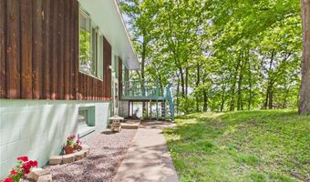 2301 S Le Homme Dieu Dr NE, Alexandria, MN 56308