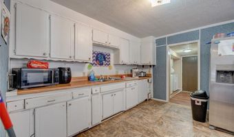 316 S 6th St, Chickasha, OK 73018