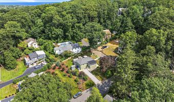 45 Mountainside Ave, Atlantic Highlands, NJ 07716