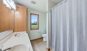 7833 Garman Rd, Auburn, IN 46706