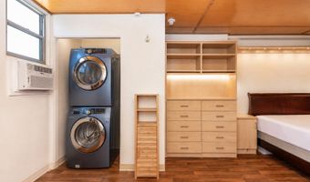 1617 Clark St 801, Honolulu, HI 96822