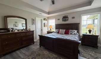 127 Hidden Valley Dr, Bardstown, KY 40004