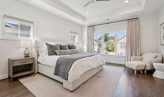10010 FLEMING Ave, Bethesda, MD 20814