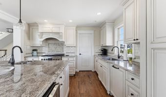 162 75th St, Avalon, NJ 08202