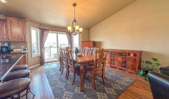 502 Granite Dr, Bismarck, ND 58503
