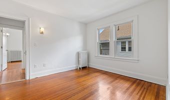 135 Dover Rd, West Hartford, CT 06119